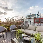 Hotell Romantic
