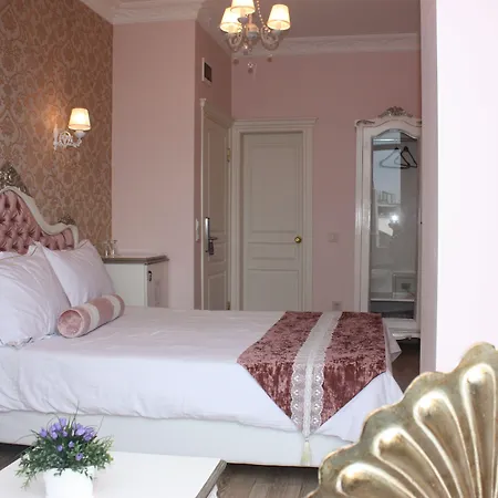 Romantic Hotel Istanboel