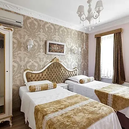 Romantic Hotel 3*