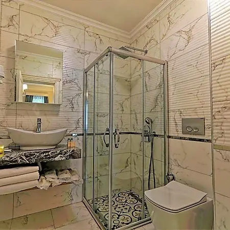 Romantic Hotel Estambul