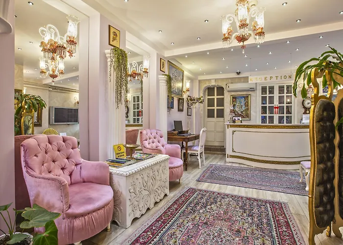 Отель Romantic 3*