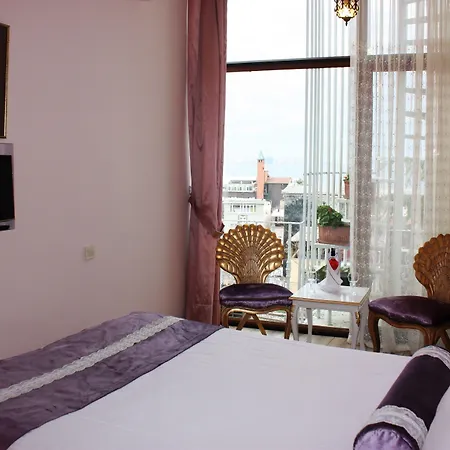 Romantic 3*