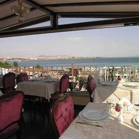 Romantic 3* Стамбул